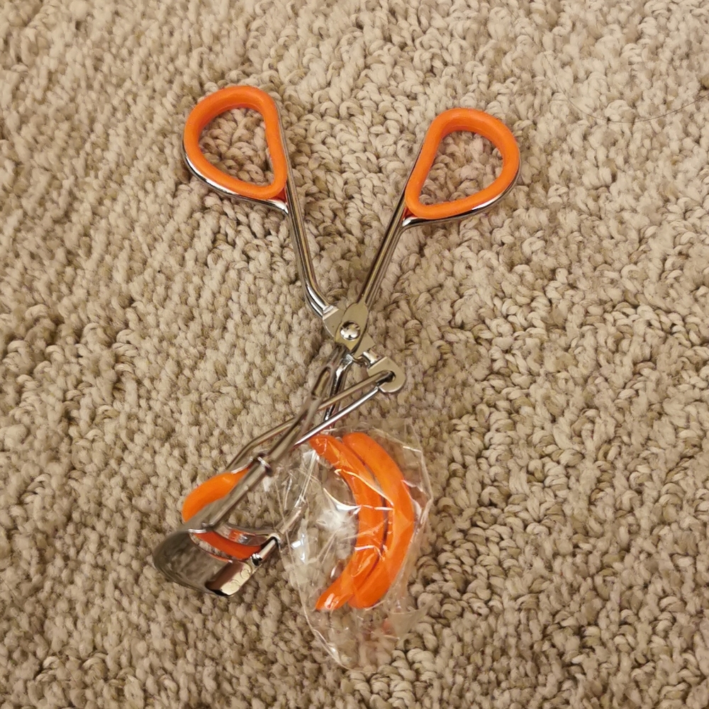 Brand new Eyelash curler